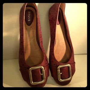 Fossil flats with buckle